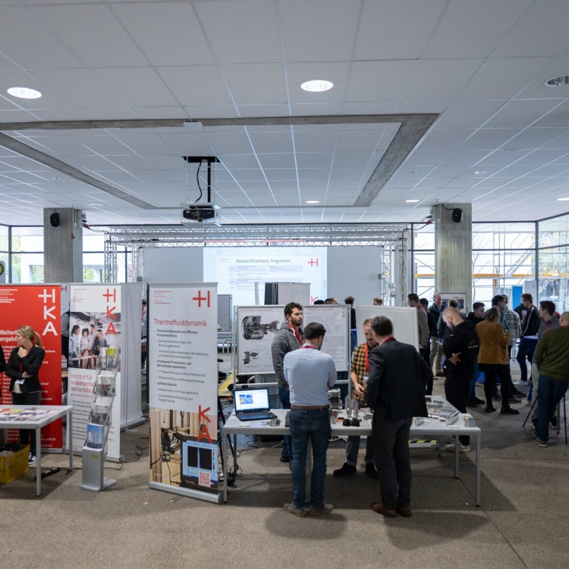 Blick auf die Ausstellungsfläche